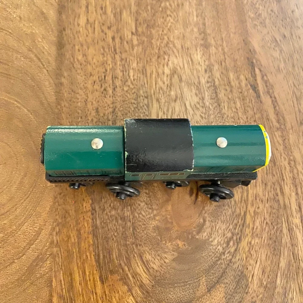 Thomas & Friends Wooden Railway Derek Green Diesel Engine Train 2001 Vintage Toy